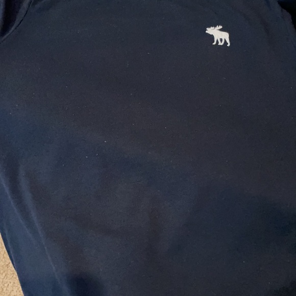 Abercrombie kids navy blue T-shirt size 7-8 - Picture 5 of 6